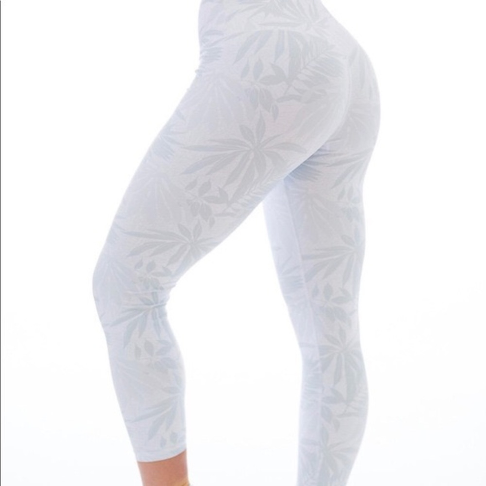 P’tula leggings first release lightly worn